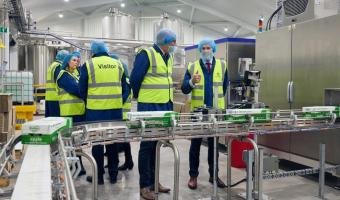 Radnor Hills unveils ‘pioneering’ high speed Tetra Pak line 