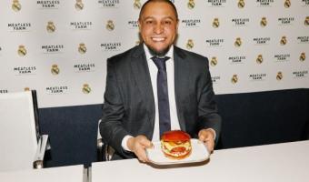 Former Real Madrid left back Roberto Carlos 