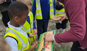 Müller teaches schoolchildren about farm to fridge journey  
