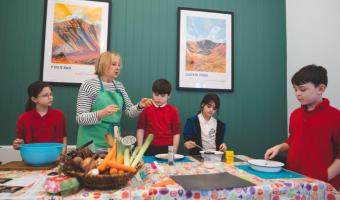 Welsh Government starts campaign to highlight local produce 