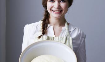 Bake Off star joins Keith Prowse as afternoon tea advisor for Wimbledon