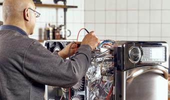 FEA survey highlights importance of engineer training for electrical safety 