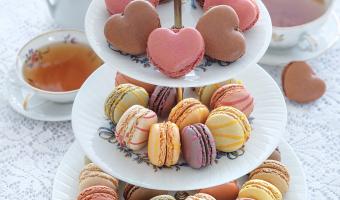 Survey reveals essential role of macarons in afternoon tea  