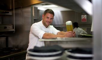 Wrap Film Systems raises £500 for Hospitality Action