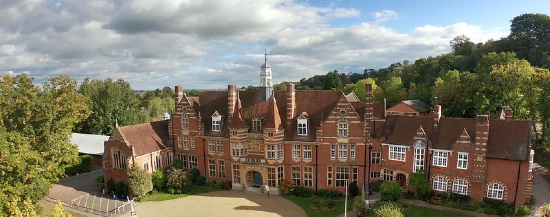 Wilson Vale enhances pupil dining experience at St John’s Beaumont School 