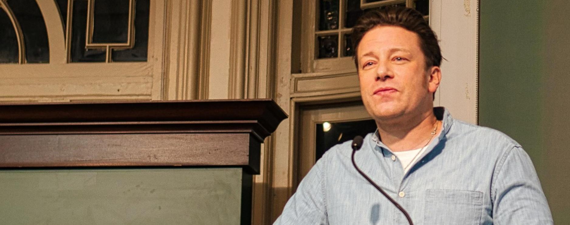 Celebrity chef Jamie Oliver supports Bang In Some Beans campaign  