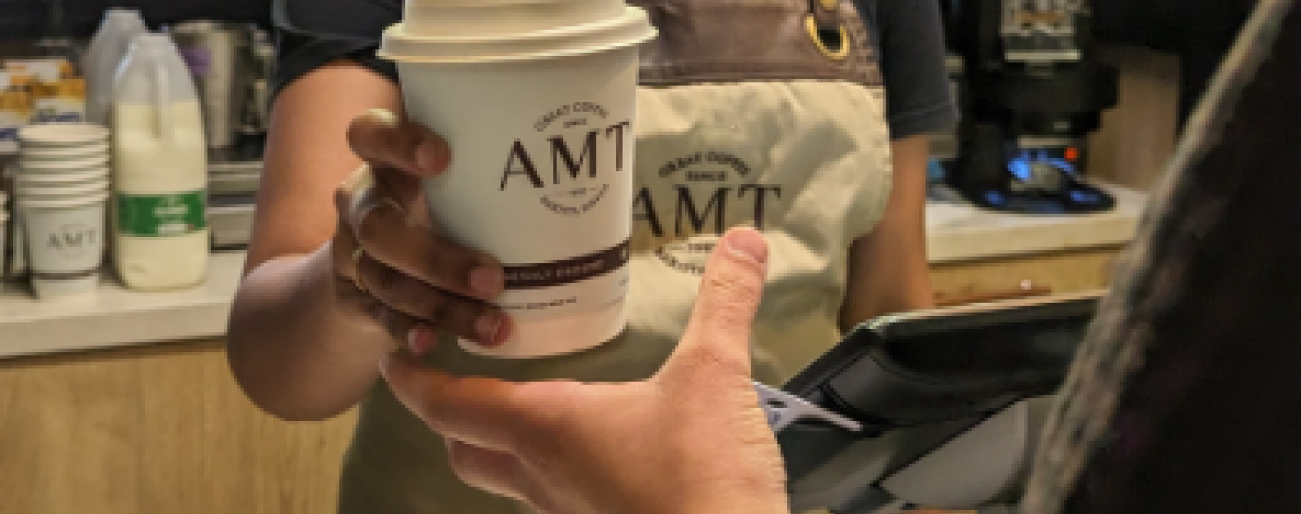 Travel caterer SSP introduces plastic-free coffee cup lids 