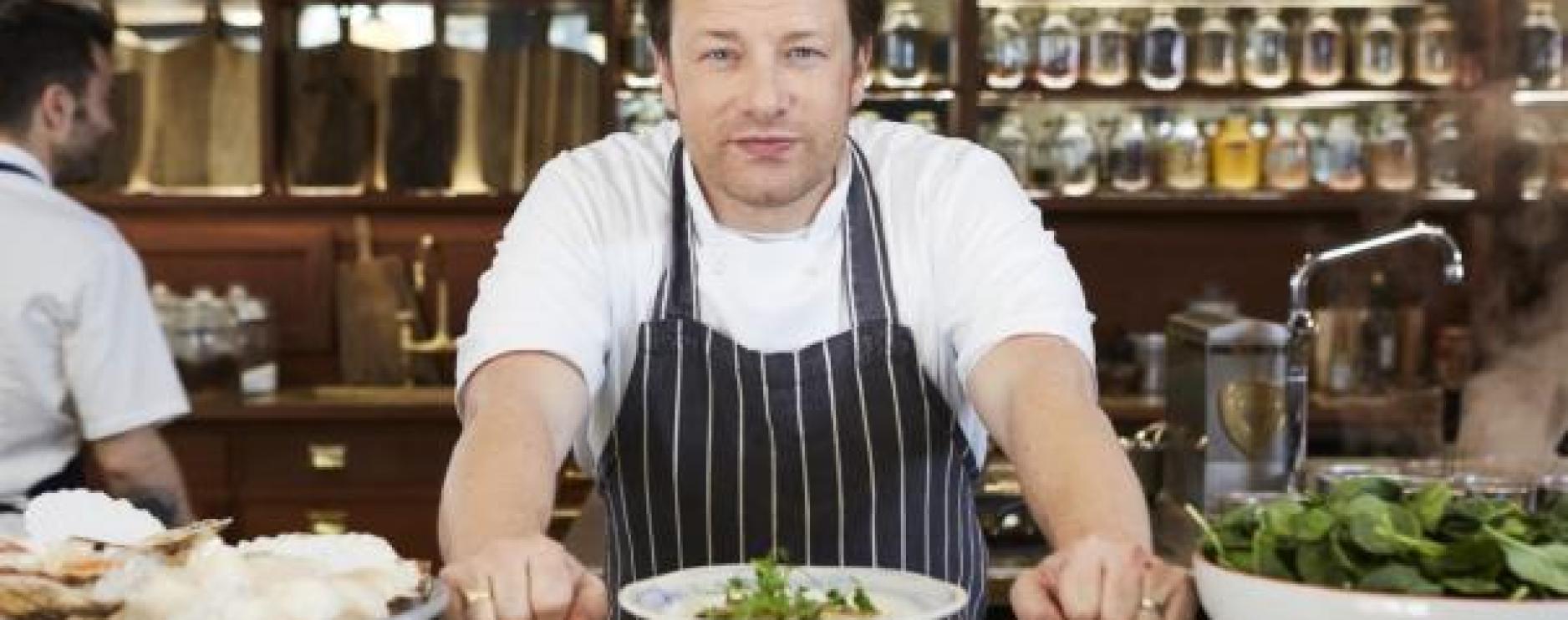 Jamie Oliver calls on politicians to ‘step up to the plate’