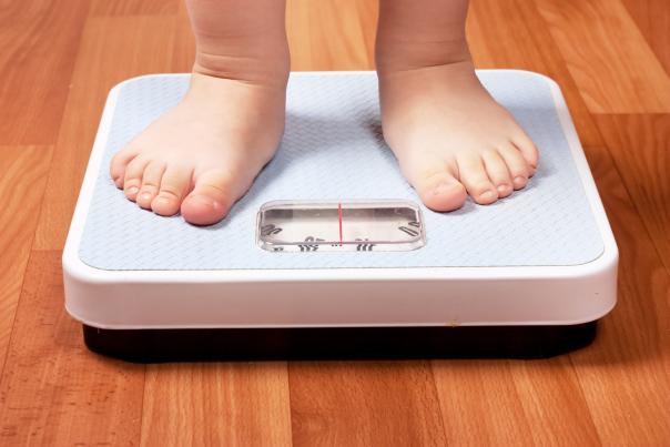 Former chief medical officer unveils childhood obesity report 