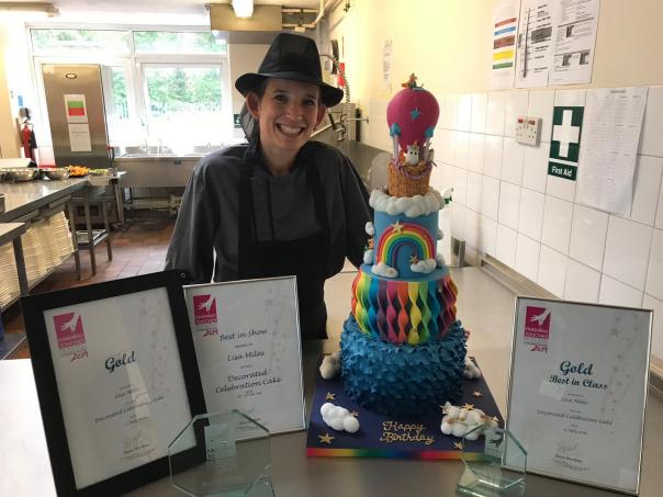 Lisa Miles with her Best in Show winner