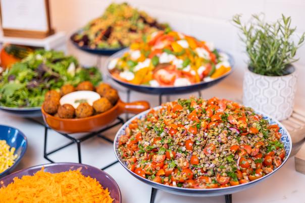 Chartwells Independent retains catering contract with Berkhamsted Schools Group Chartwells Independent retains catering contract with Berkhamsted Schools Group