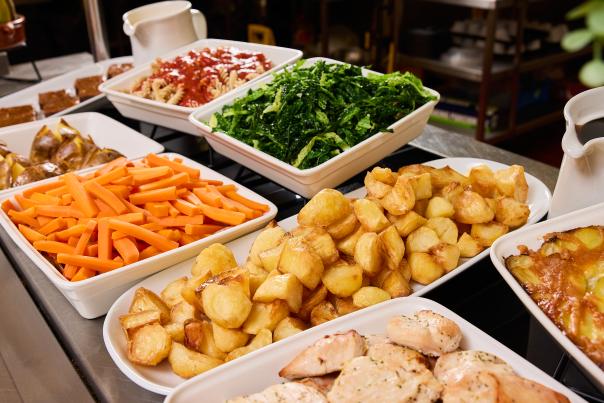 Chartwells secures catering contacts with 5 schools within Halliard Trust Chartwells secures catering contacts with 5 schools within Halliard Trust
