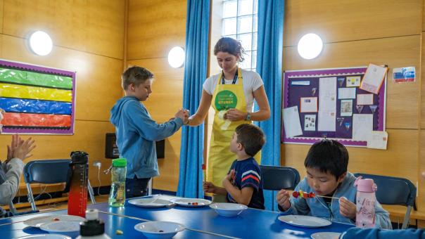 Chartwells host cooking & nutrition workshops for nearly 3,000 families Chartwells host cooking & nutrition workshops for nearly 3,000 families