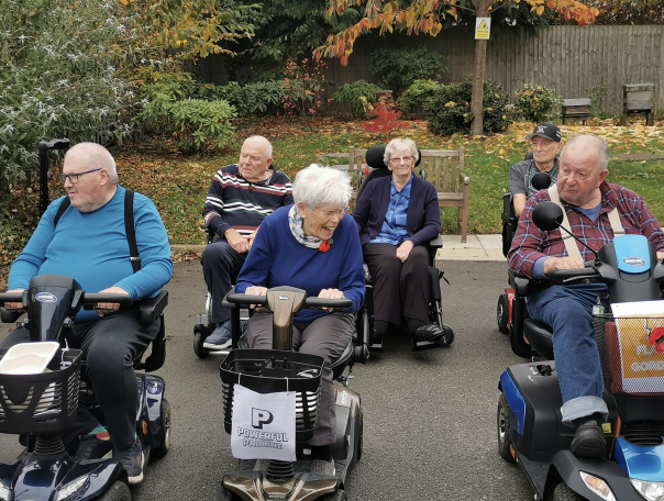 Care home residents take part in race to deliver meals on wheels 