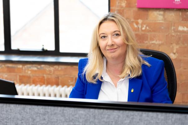 Pineapple Recruitment urges jobseekers to join school catering industry 
