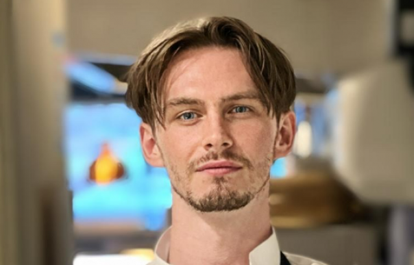 Tobias (Toby) Caswell-Jones Tobias (Toby) Caswell-Jones