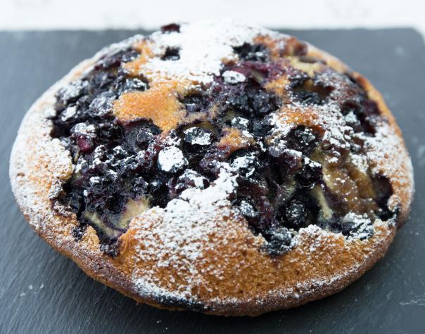 Branflake pancake with blueberries and honey