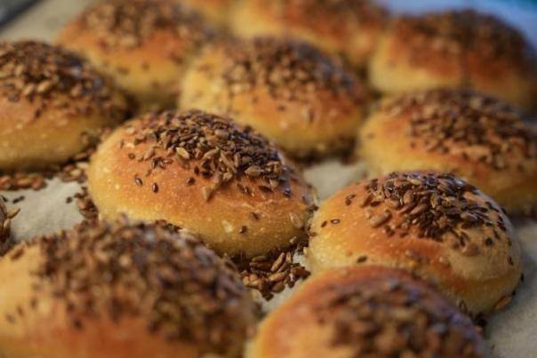 Wales plans to roll out subsidy card for gluten-free food Wales plans to roll out subsidy card for gluten-free food