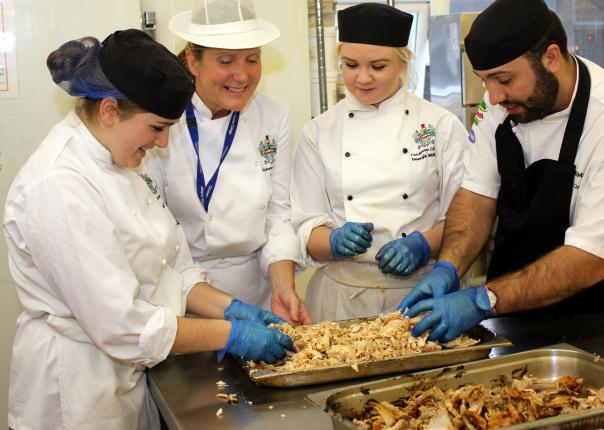 Paul Quinn, regional executive chef for Aramark, with Chichester College students Paul Quinn, Aramark, Chichester College, Enterprise Day, Images