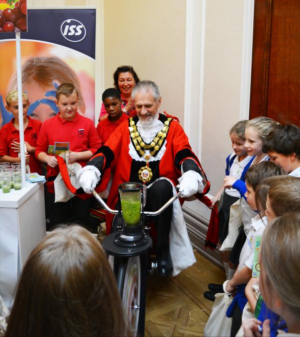 Mayor of Richmond Martin Seymour enjoying the 'smoothie bike' The Mayor of Richmond rides the 'smoothie bike'