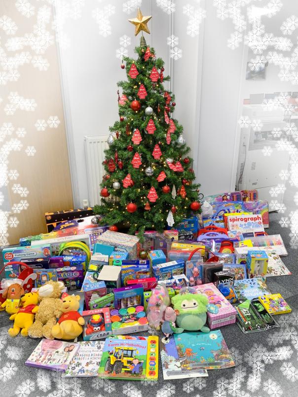 Jestic Foodservice Solutions staff donate gifts to children nationwide Jestic Foodservice Solutions staff donate gifts to children nationwide