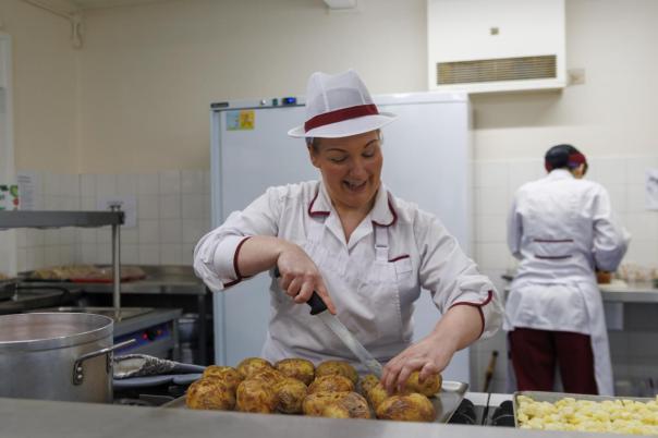 Salford City Council encourages greater uptake of nutritious school meals Salford City Council encourages greater uptake of nutritious school meals