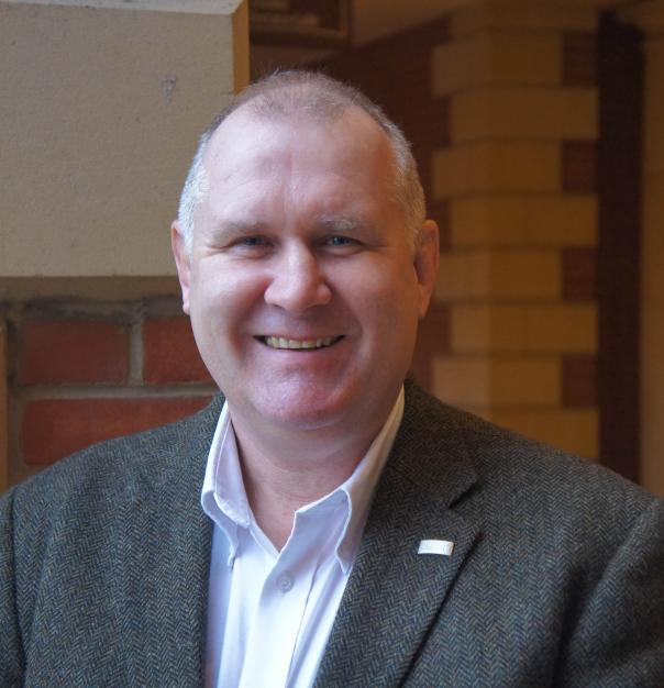 Simon Frost