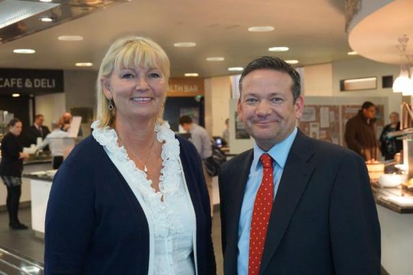 Wendy Bartlett and Ian Thomas, Bartlett Mitchell