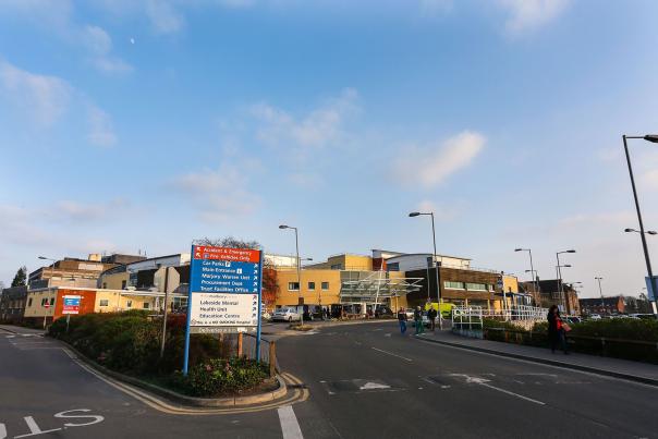 West Middlesex University Hospital renews contract with ISS Healthcare 